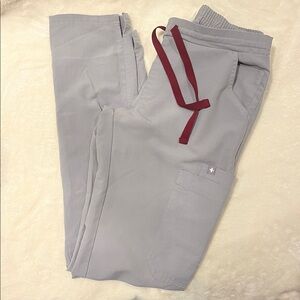 FIGS Yola scrub pant in Cement